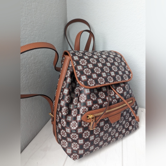 NWT Kate Spade Flower Monogram Coated Canvas Medium Backpack Black Multi - Picture 3 of 4